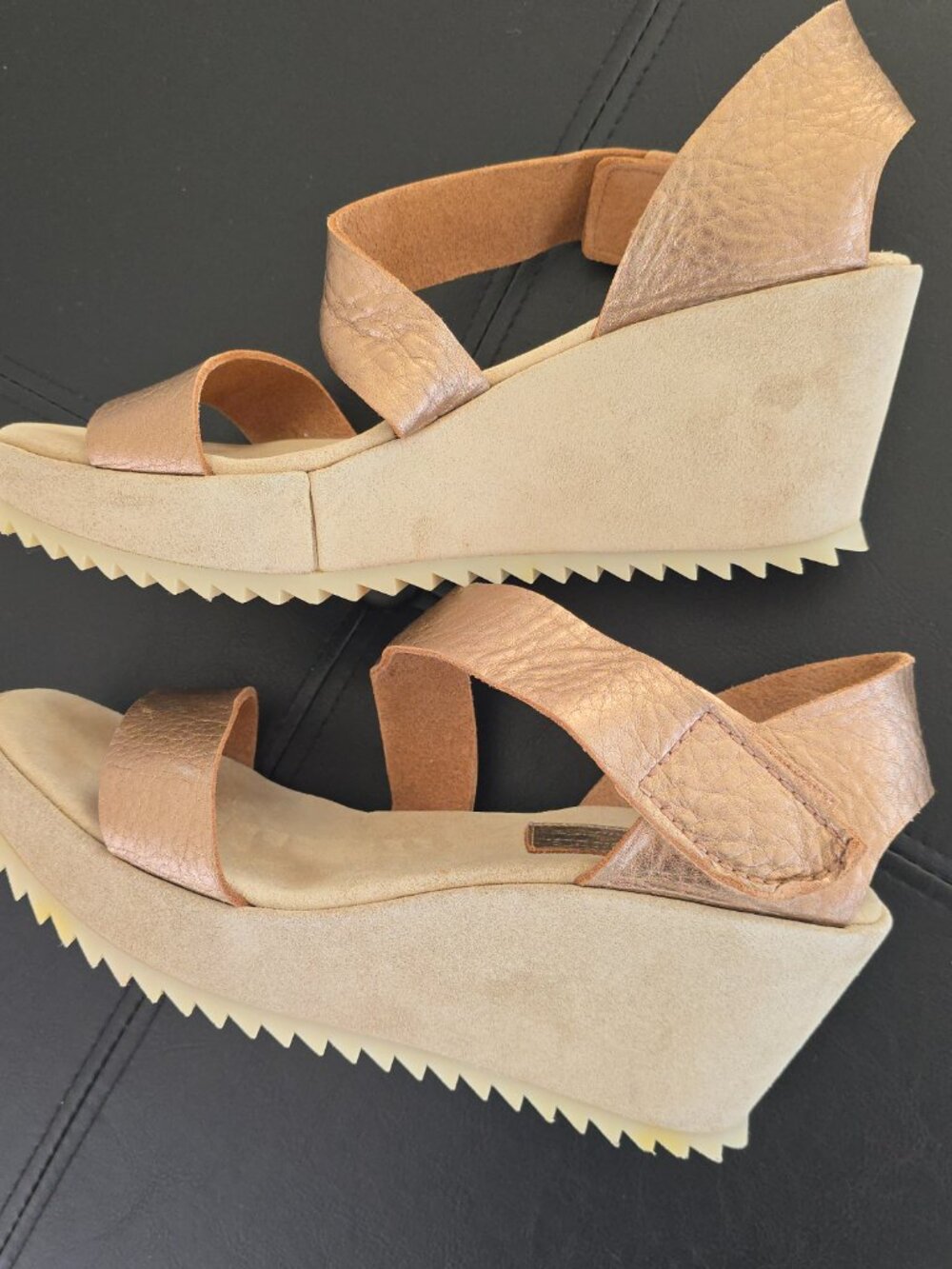 Pedro Garcia Fely Easy Gold / Bronze Metallic Wedge Sandals - Picture 7 of 11